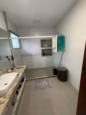 Casa com 478m² 3 quartos e 2 banheiros, à venda, no bairro Parque dos Rodoviários em Campos dos Goytacazes