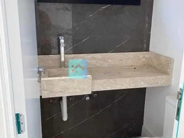Casa com 300m² 3 quartos e 5 banheiros, à venda, no bairro Residencial Terras do Vale em Caçapava