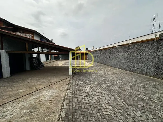 Casa com 750m² 3 quartos e 5 banheiros, para alugar, no bairro Jardim Santa Rosália em Sorocaba
