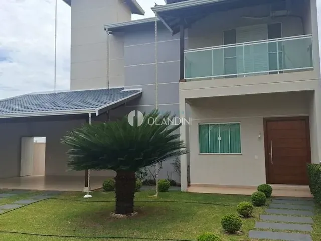 Casa com 500m² 3 quartos e 4 banheiros, à venda, no bairro Residencial Manacás em Artur Nogueira