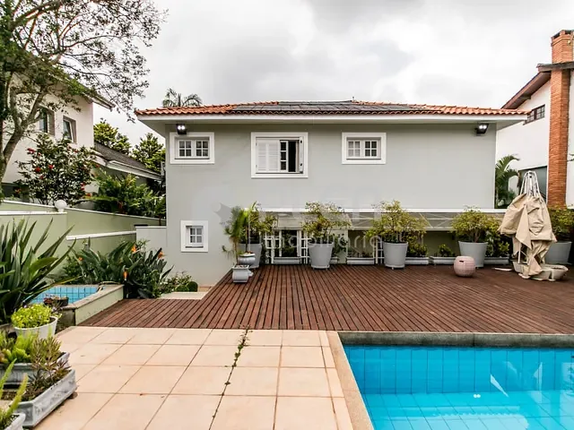 Casa com 502m² 4 quartos e 7 banheiros, à venda, no bairro Alphaville em Santana de Parnaíba