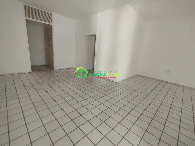 Casa 3 quartos e 1 banheiro, para alugar, no bairro São Cristóvão em Teresina
