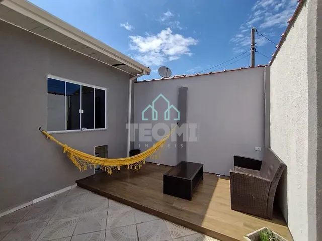 Casa com 250m² 3 quartos e 2 banheiros, à venda, no bairro Recanto dos Coqueirais em Taubaté