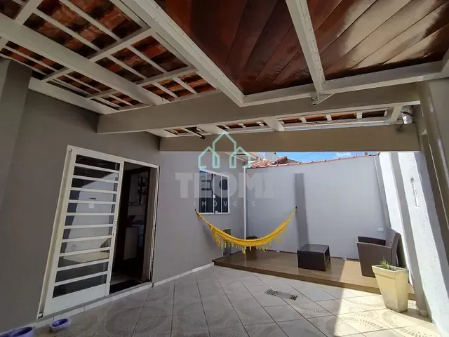 Casa com 250m² 3 quartos e 2 banheiros, à venda, no bairro Recanto dos Coqueirais em Taubaté