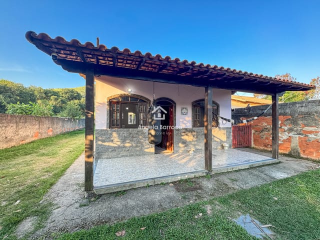 Casa 2 quartos e 2 banheiros, para alugar, no bairro Chácaras de Inoã (Inoã) em Maricá