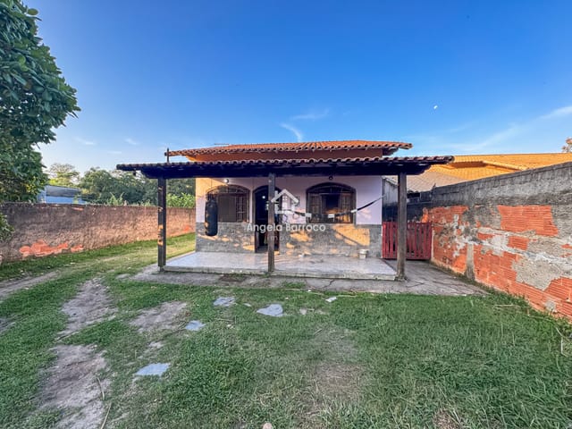 Casa 2 quartos e 2 banheiros, para alugar, no bairro Chácaras de Inoã (Inoã) em Maricá