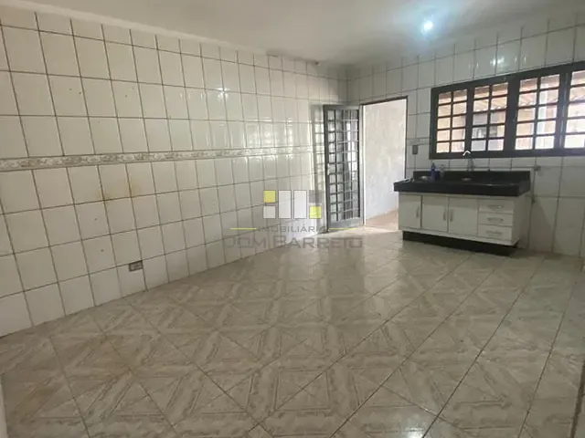 Casa com 250m² 3 quartos e 2 banheiros, à venda, no bairro Jardim Primavera em Sumaré