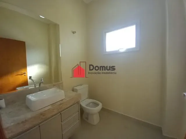 Casa com 428m², à venda, no bairro Loteamento Residencial Reserva dos Lagos em Pindamonhangaba