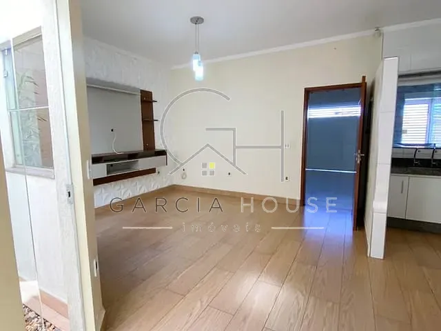 Casa com 125m² 3 quartos e 2 banheiros, à venda, no bairro Vila Rezende em Franca
