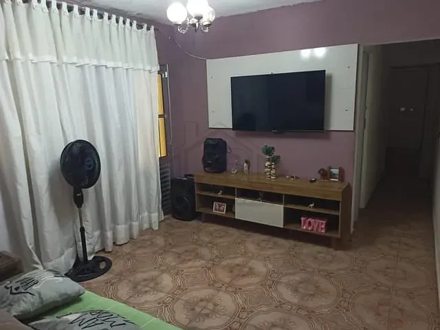 Casa com 125m² 3 quartos e 2 banheiros, à venda, no bairro Jardim Zaira em Mauá