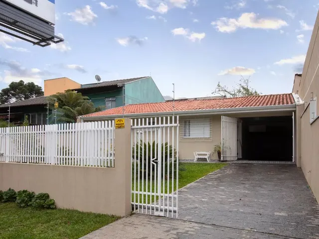 Casa 2 quartos e 3 banheiros, à venda, no bairro Atuba em Curitiba