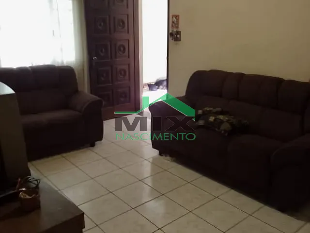Casa com 210m² 3 quartos e 2 banheiros, à venda, no bairro Taboão em Diadema