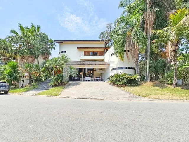 Casa com 800m² 5 quartos e 10 banheiros, à venda, no bairro Alphaville em Santana de Parnaíba