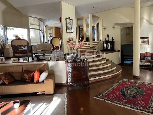 Casa com 800m² 5 quartos e 11 banheiros, à venda, no bairro Alphaville em Santana de Parnaíba