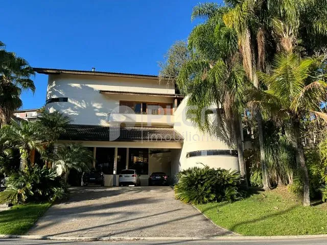 Casa com 800m² 5 quartos e 11 banheiros, à venda, no bairro Alphaville em Santana de Parnaíba
