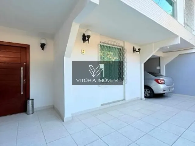 Casa 4 quartos e 6 banheiros, à venda, no bairro Jardim da Penha em Vitória