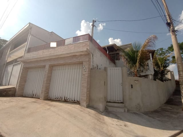 Casa com 301m² 3 quartos e 2 banheiros, à venda, no bairro Parque Residencial Tereza Cristina em São João da Boa Vista