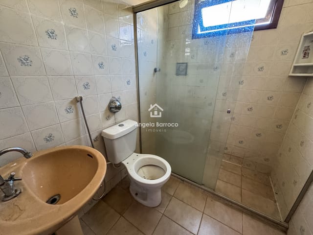 Apartamento 2 quartos e 1 banheiro, para alugar, no bairro Jardim Atlântico Oeste (Itaipuaçu) em Maricá