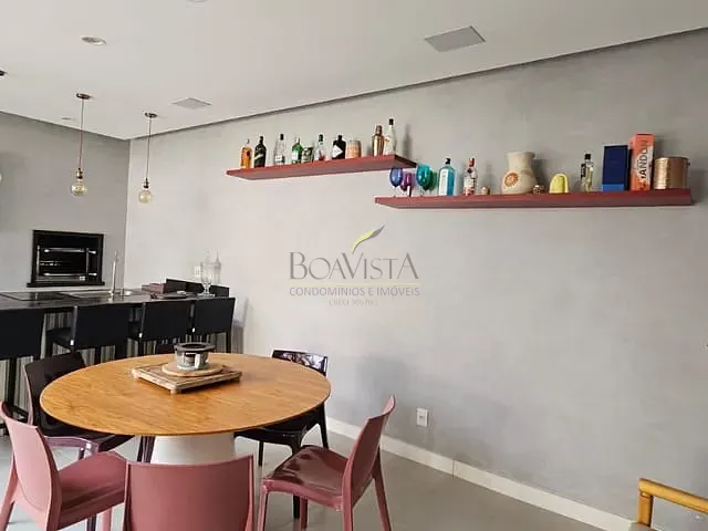 Casa com 629m² 3 quartos e 5 banheiros, à venda, no bairro Vila Santista em Atibaia