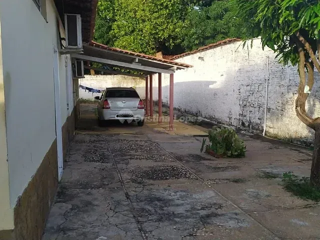 Casa com 600m² 4 quartos e 4 banheiros, à venda, no bairro Aeroporto em Teresina