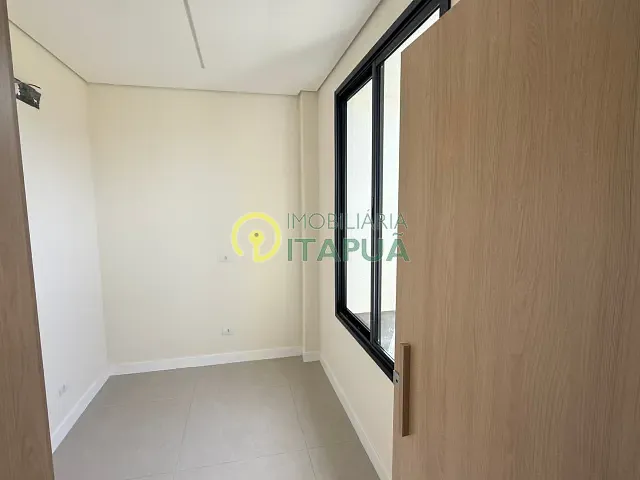 Casa com 252m² 3 quartos e 4 banheiros, à venda, no bairro Parque Tauá em Londrina