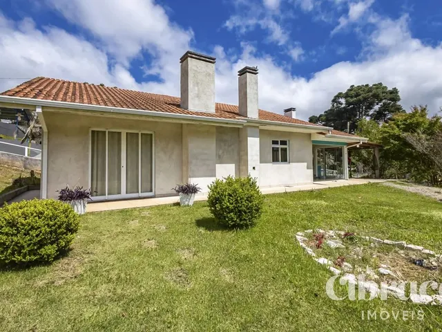 Casa 2 quartos e 3 banheiros, à venda, no bairro Florestal em Quatro Barras