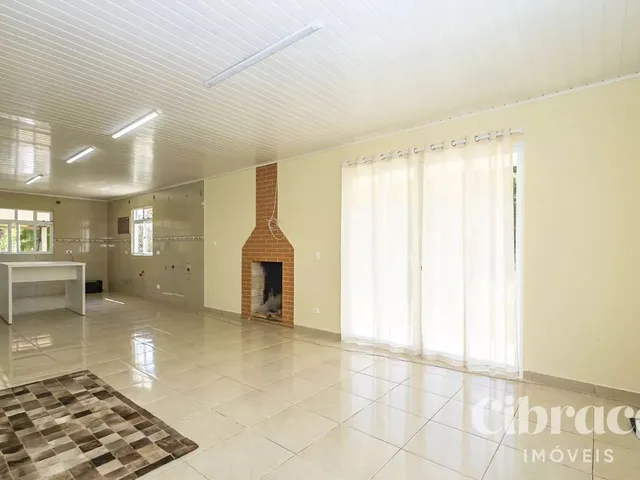 Casa 2 quartos e 3 banheiros, à venda, no bairro Florestal em Quatro Barras