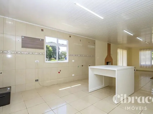 Casa 2 quartos e 3 banheiros, à venda, no bairro Florestal em Quatro Barras