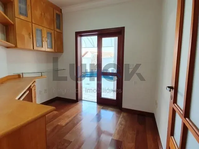 Casa com 430m² 4 quartos e 6 banheiros, à venda ou para alugar, no bairro Jardim Recanto em Valinhos