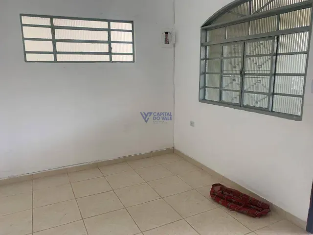 Casa com 180m² 3 quartos e 1 banheiro, para alugar, no bairro Jardim Satélite em São José dos Campos