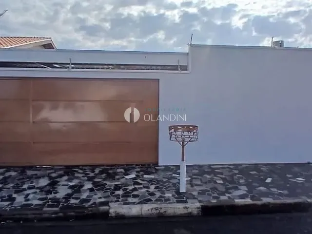 Casa com 250m² 2 quartos e 1 banheiro, à venda, no bairro Jardim Bela Vista II em Artur Nogueira