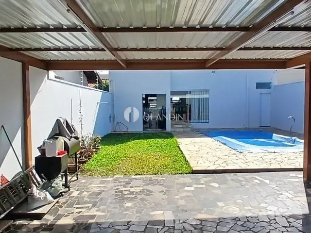 Casa com 250m² 2 quartos e 1 banheiro, à venda, no bairro Jardim Bela Vista II em Artur Nogueira