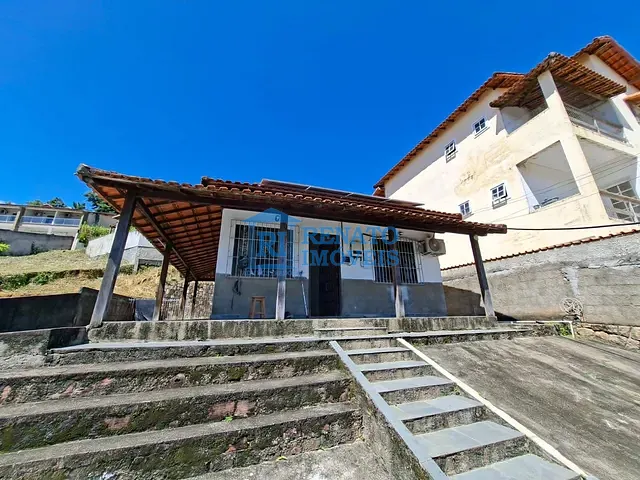Casa 1 quarto e 1 banheiro, à venda, no bairro Centro em Maricá