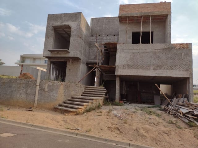 Casa com 500m² 5 quartos e 7 banheiros, à venda, no bairro Recanto do Lago em São João da Boa Vista