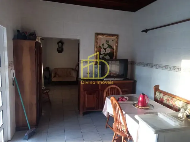 Casa com 600m² 3 quartos e 2 banheiros, à venda, no bairro Jardim Vera Cruz em Sorocaba