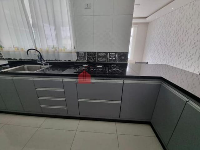 Casa com 200m², à venda, no bairro Vila Prado em Pindamonhangaba