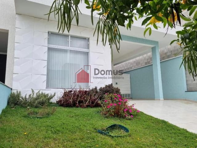 Casa com 200m², à venda, no bairro Vila Prado em Pindamonhangaba