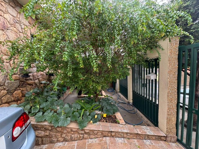 Casa 3 quartos e 1 banheiro, à venda, no bairro Parque Valença II em Campinas