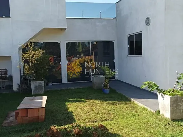 Casa com 100m² 2 quartos e 2 banheiros, à venda, no bairro Vila Nova em Joinville