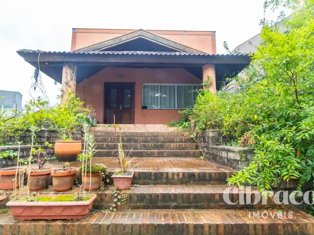 Casa com 710m² 5 quartos e 7 banheiros, à venda, no bairro Bigorrilho em Curitiba