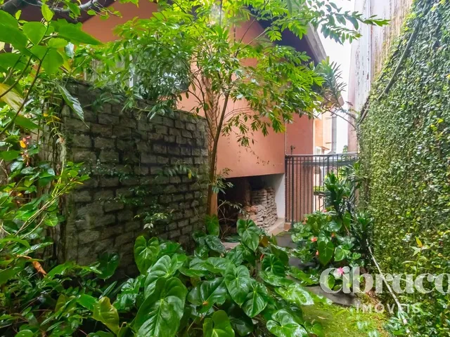 Casa com 710m² 5 quartos e 7 banheiros, à venda, no bairro Bigorrilho em Curitiba