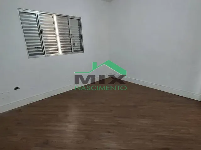 Casa com 120m² 2 quartos e 2 banheiros, para alugar, no bairro Taboão em São Bernardo do Campo