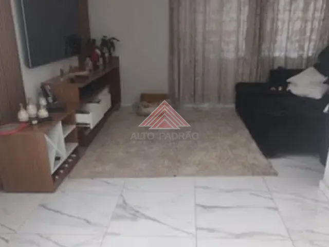 Casa com 250m² 3 quartos e 3 banheiros, à venda, no bairro Vila Ana Maria em Mauá