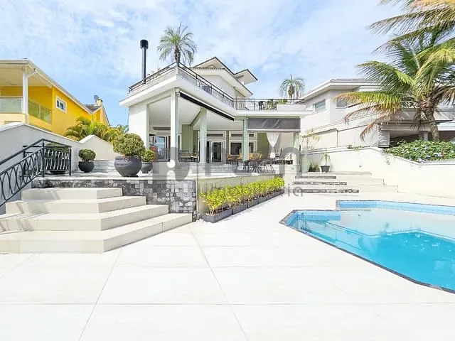 Casa com 765m² 4 quartos e 6 banheiros, à venda, no bairro Tamboré em Santana de Parnaíba