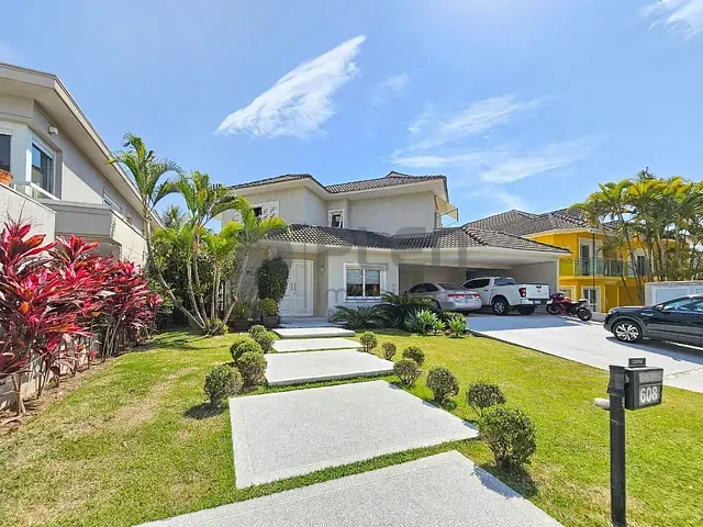 Casa com 765m² 4 quartos e 6 banheiros, à venda, no bairro Tamboré em Santana de Parnaíba