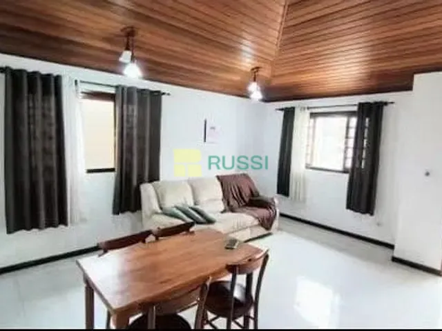 Casa com 175m² 3 quartos e 2 banheiros, à venda, no bairro Jardim das Indústrias em São José dos Campos