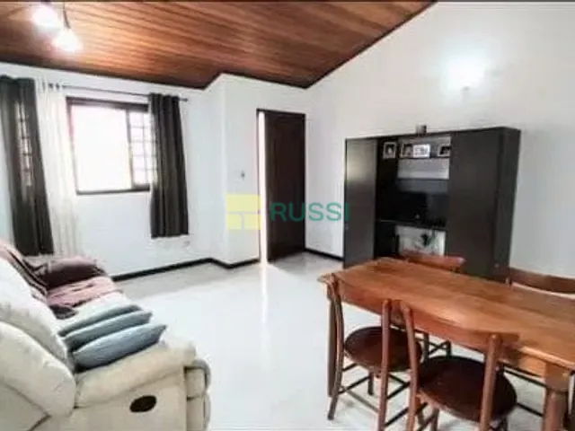 Casa com 175m² 3 quartos e 2 banheiros, à venda, no bairro Jardim das Indústrias em São José dos Campos