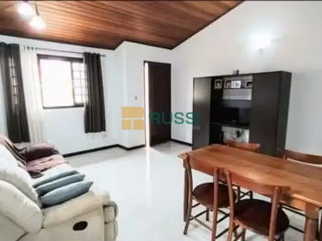 Casa com 175m² 3 quartos e 2 banheiros, à venda, no bairro Jardim das Indústrias em São José dos Campos