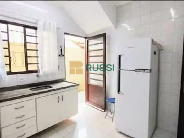 Casa com 175m² 3 quartos e 2 banheiros, à venda, no bairro Jardim das Indústrias em São José dos Campos