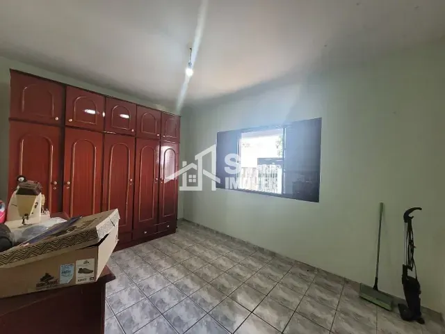 Casa com 300m² 3 quartos e 1 banheiro, à venda, no bairro Jardim Nova Andradas em Andradas
